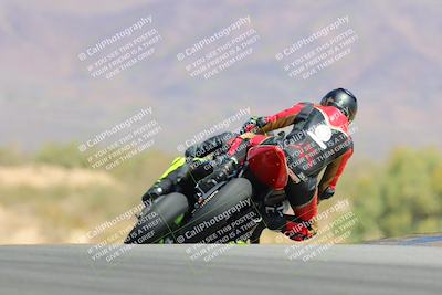 media/Apr-13-2025-Race Pace (Sun) [[7918213ab8]]/Vested/5-Turn 9 Side (1115am)/